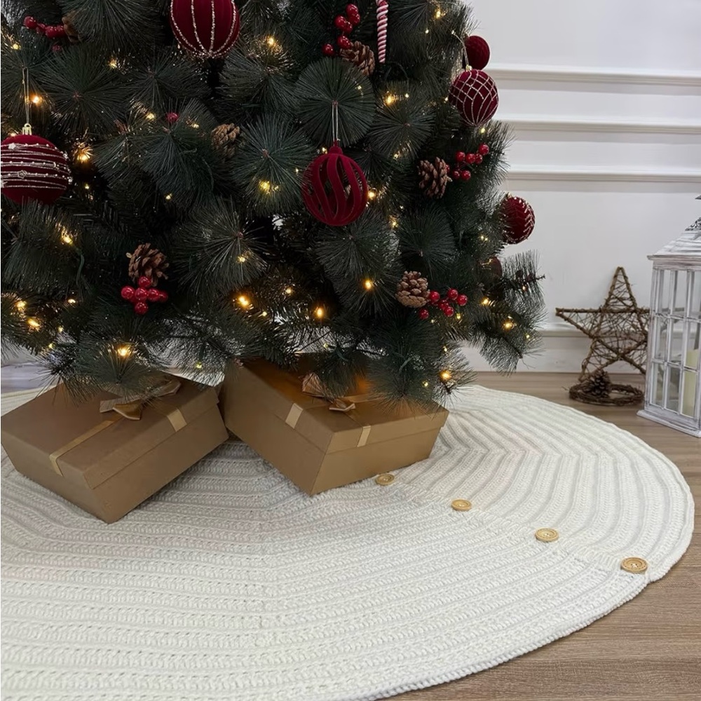 60-Inch Rib Knit Christmas Tree Skirt with Oak Buttons, Cream White